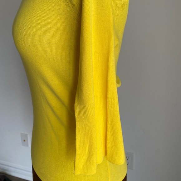 💛TALBOTS 💛 yellow 3/4 sleeved shirt. Size small. Petite . - Picture 5 of 9